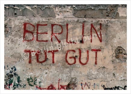 postcard 234 /Berlin - Berlin tut gut