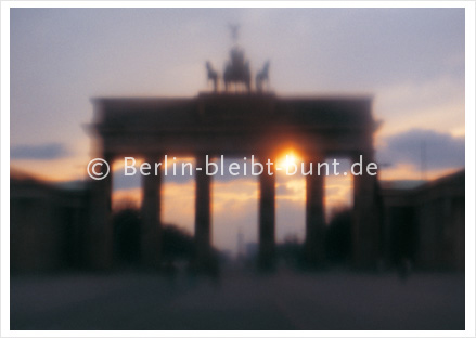 Postkarte GS-108 / Berlin-Brandenburger Tor