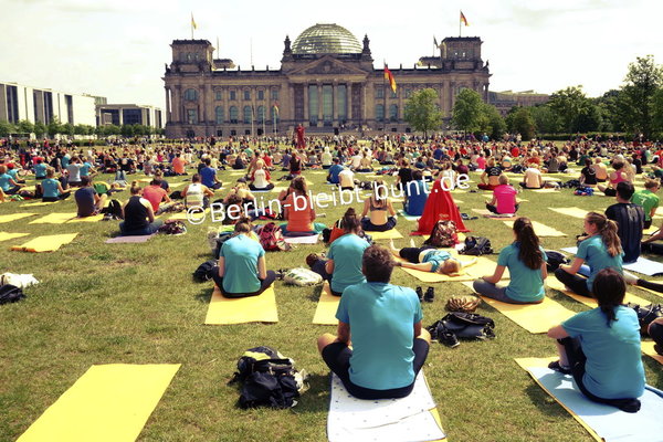 Postkarte GS-347 / Berlin - Yoga für alle
